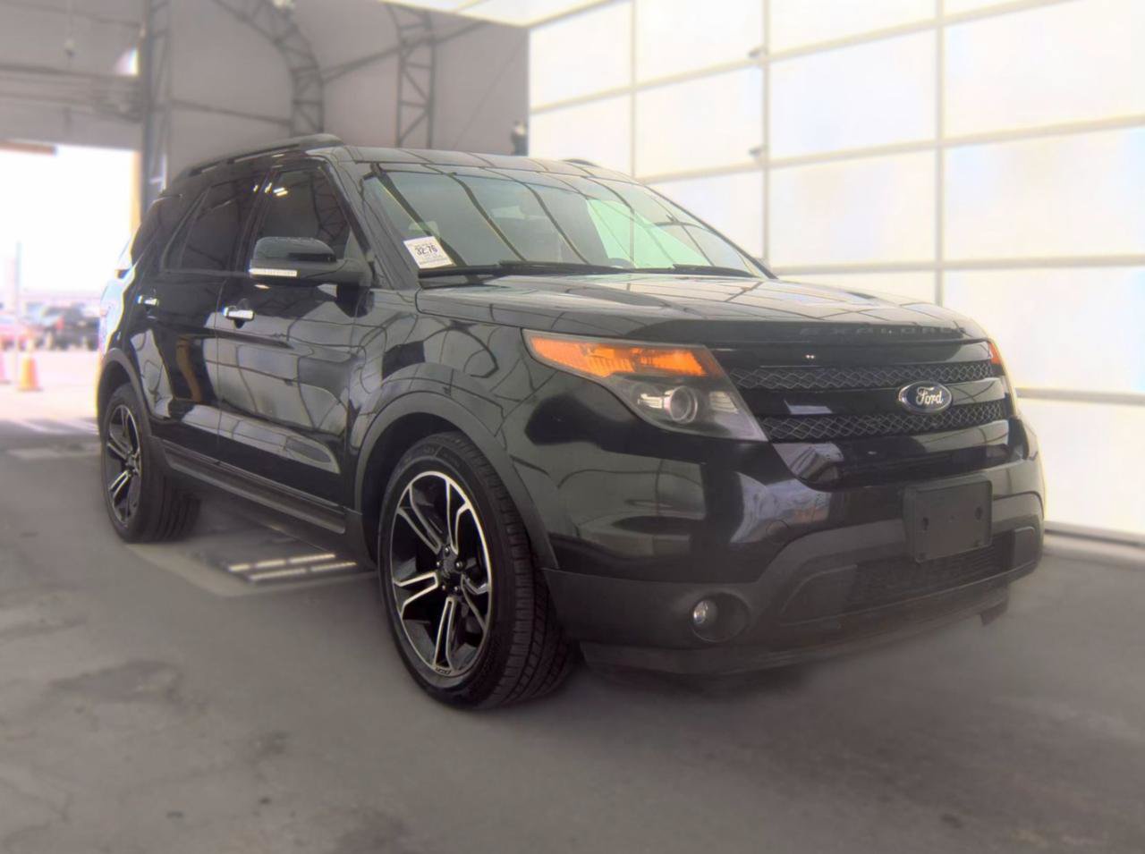 Used 2014 Ford Explorer Sport w/ Equipment Group 401A AWD/4WD image 3