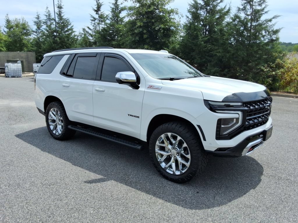 Used 2026 Chevrolet Tahoe Z71 w/ Comfort Package AWD/4WD image 3