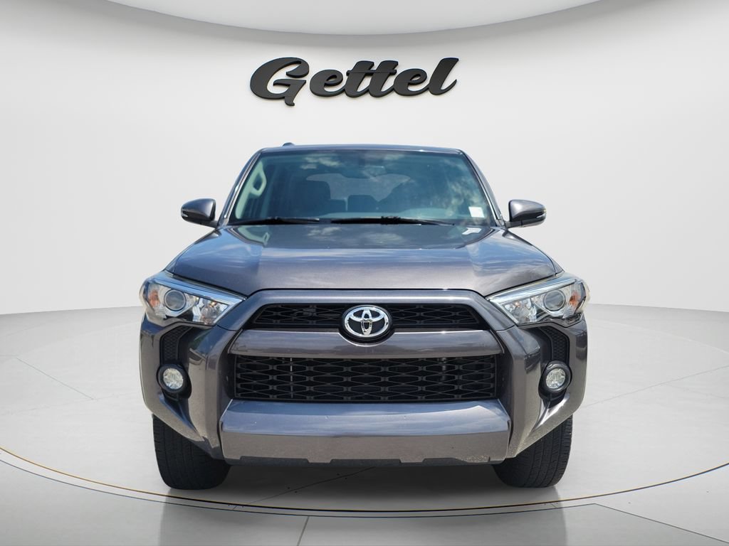 Used 2019 Toyota 4Runner SR5 Premium AWD/4WD image 2