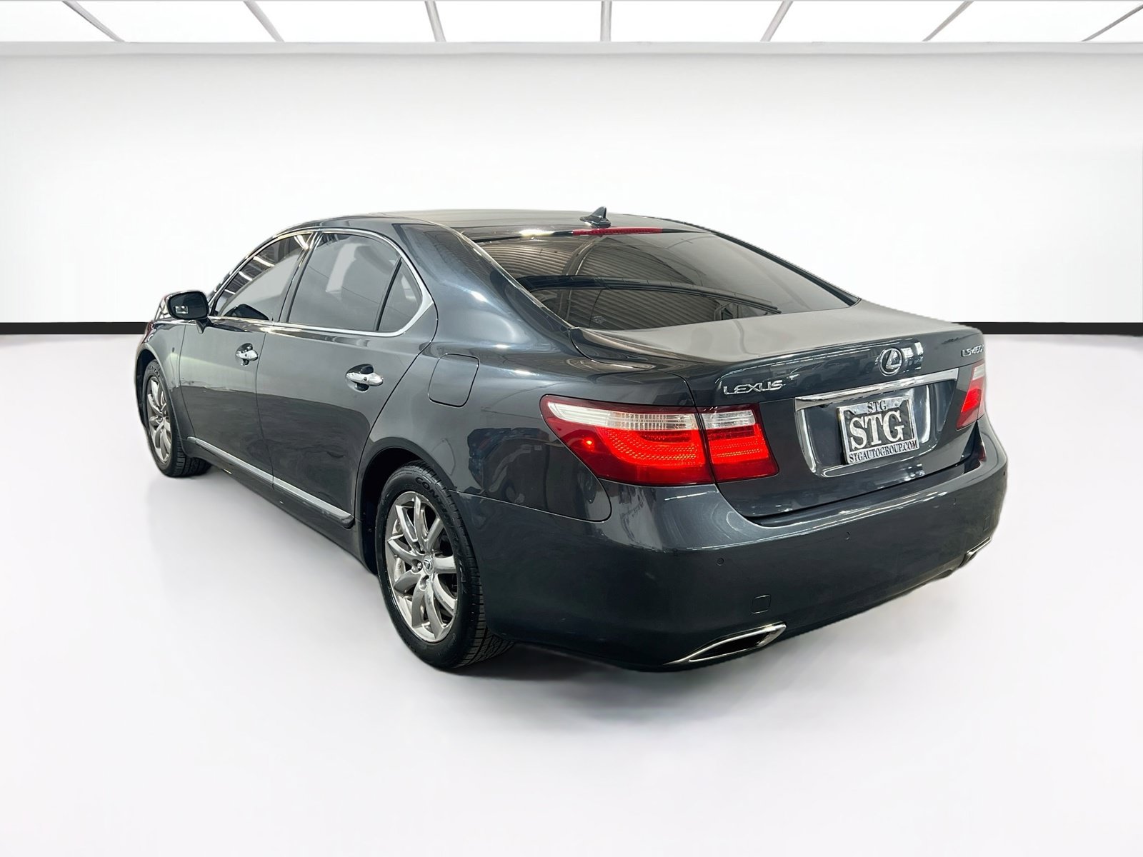 Used 2009 Lexus LS 460 L w/ Preferred Accessory Pkg RWD image 6