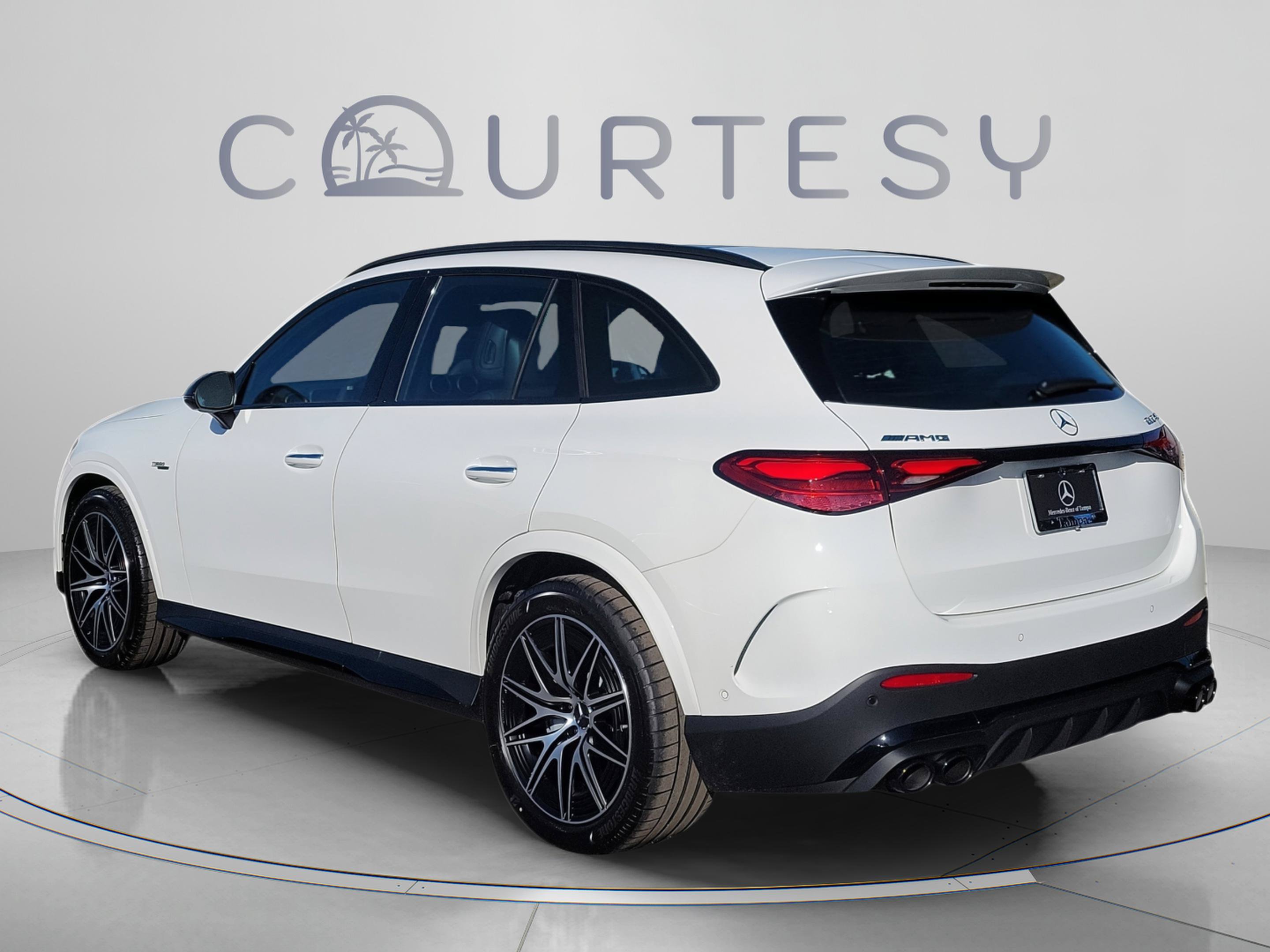 New 2026 Mercedes-Benz GLC 43 AMG 4MATIC image 3
