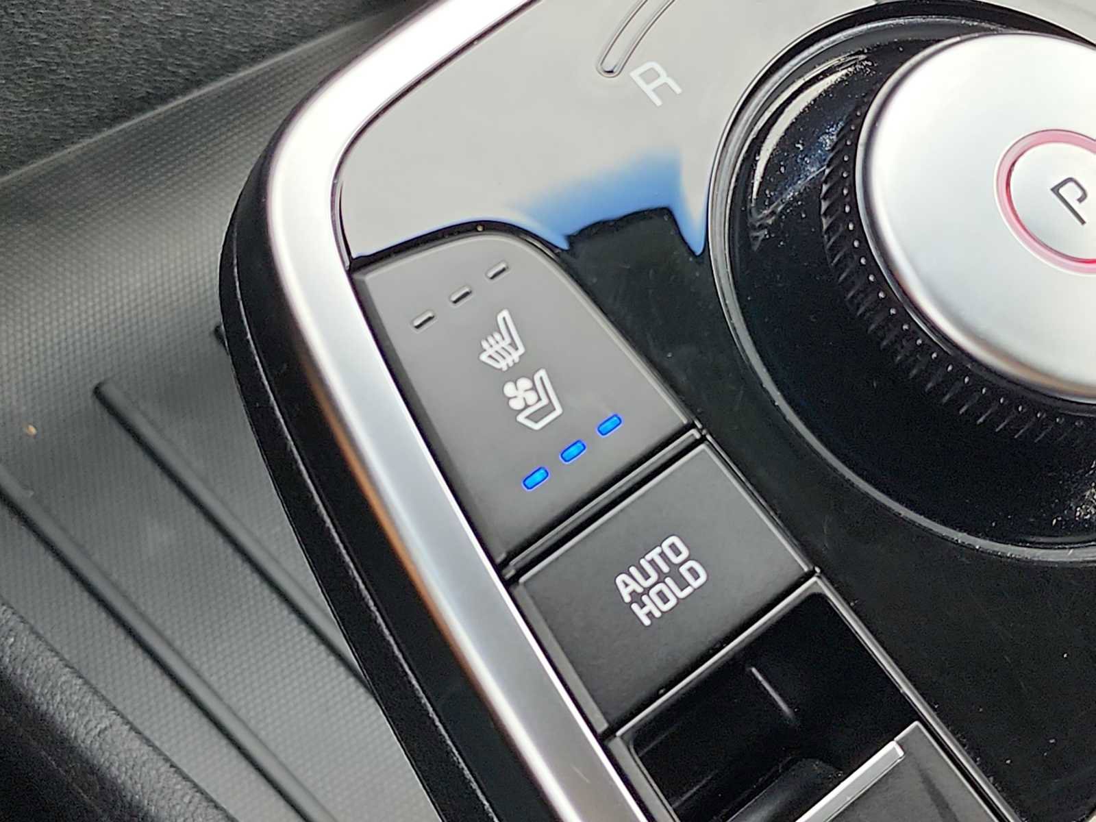 Used 2022 Kia Niro EX Premium image 29