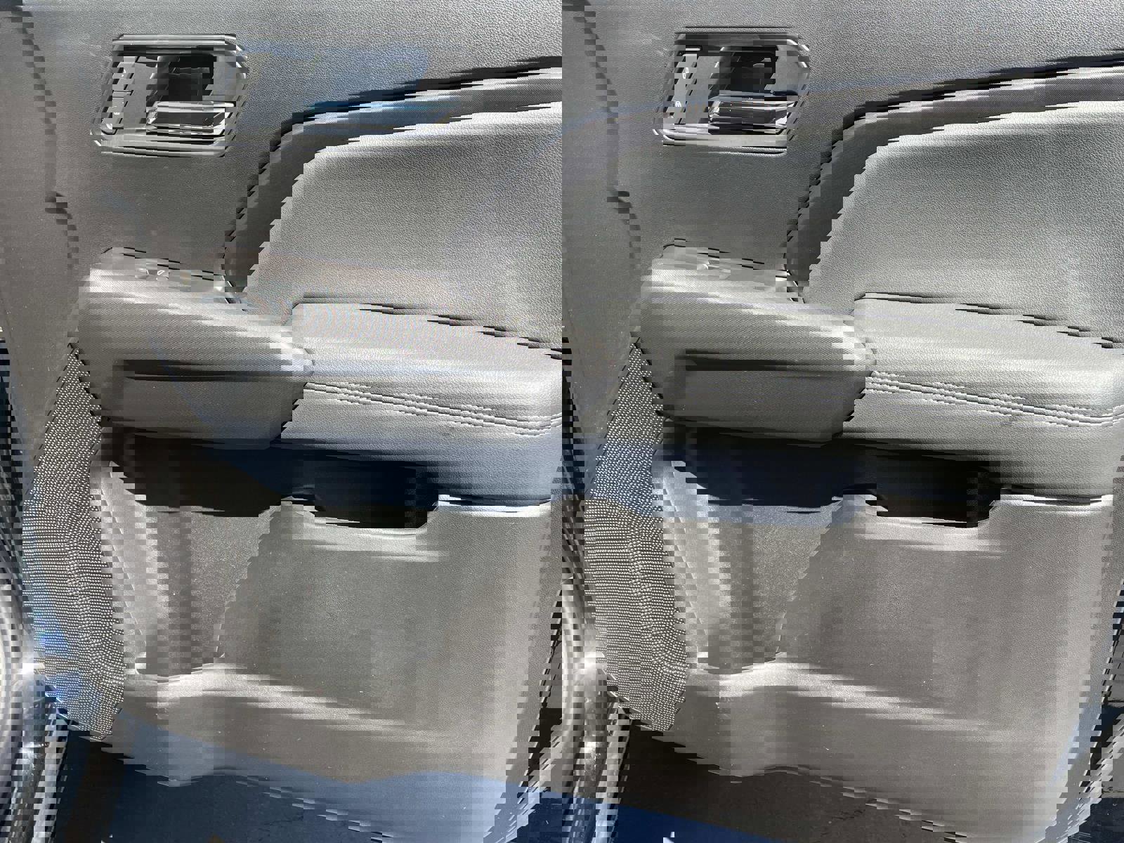 New 2026 GMC Canyon Elevation w/ Convenience Package image 26