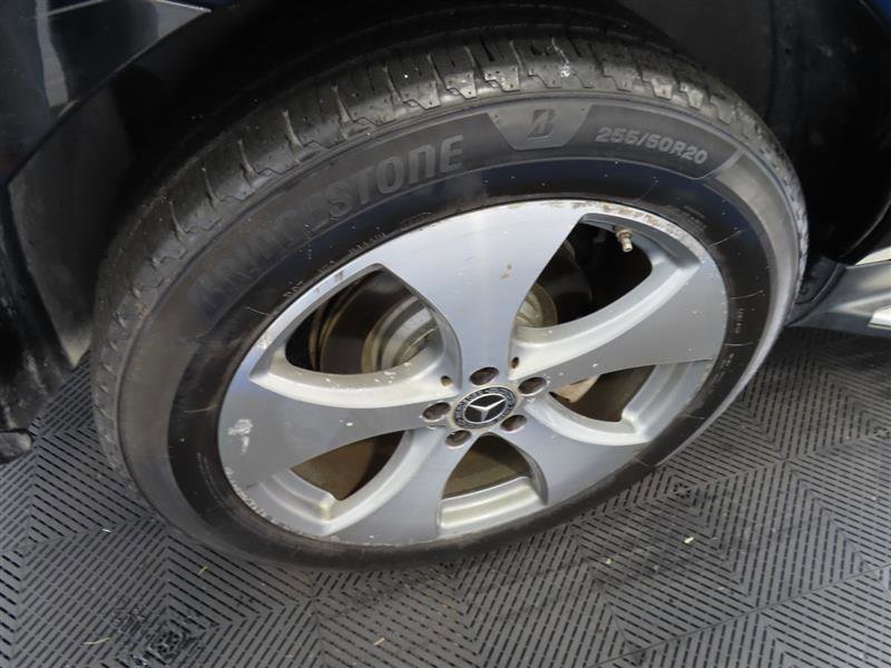 Used 2019 Mercedes-Benz GLE 400 4MATIC w/ Premium 3 Package image 8