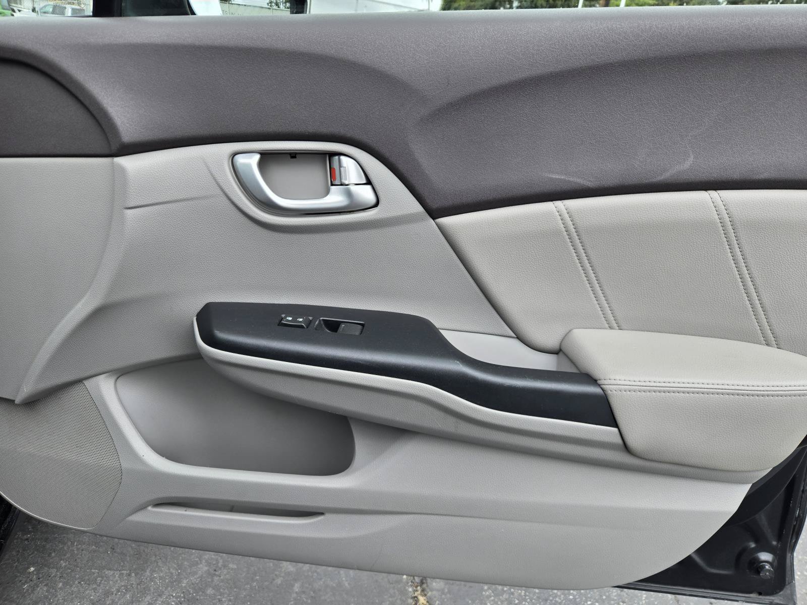 Used 2012 Honda Civic EX-L image 32