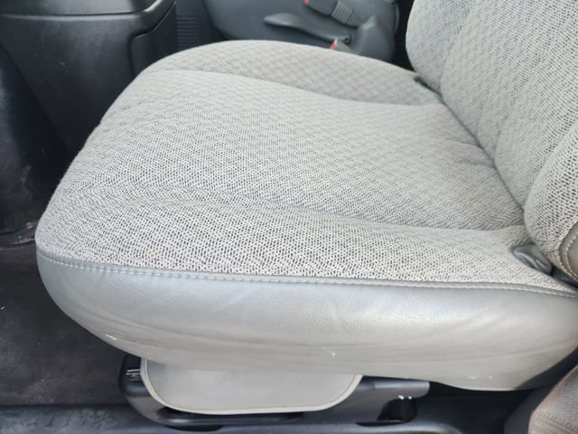 Used 2025 Chevrolet Express 3500 LS RWD image 27