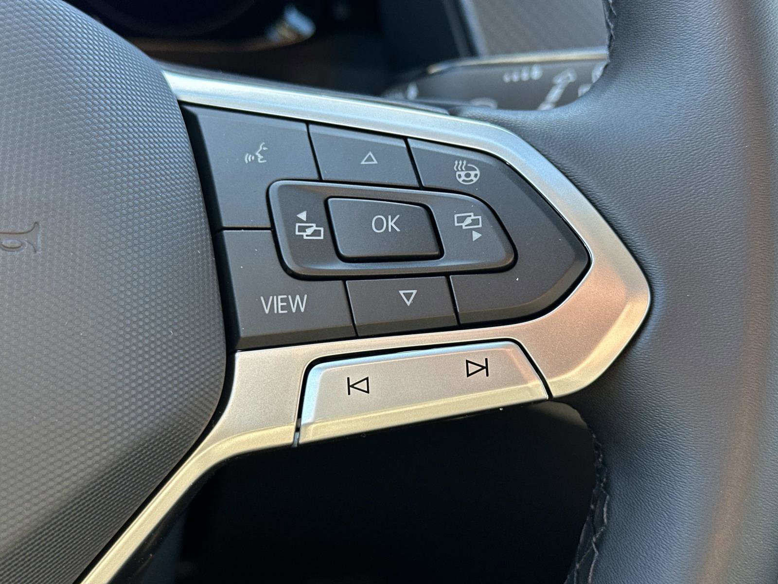 New 2026 Volkswagen Atlas Peak Edition image 24