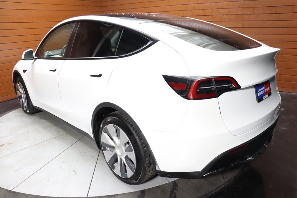 Used 2023 Tesla Model Y Long Range AWD/4WD image 9