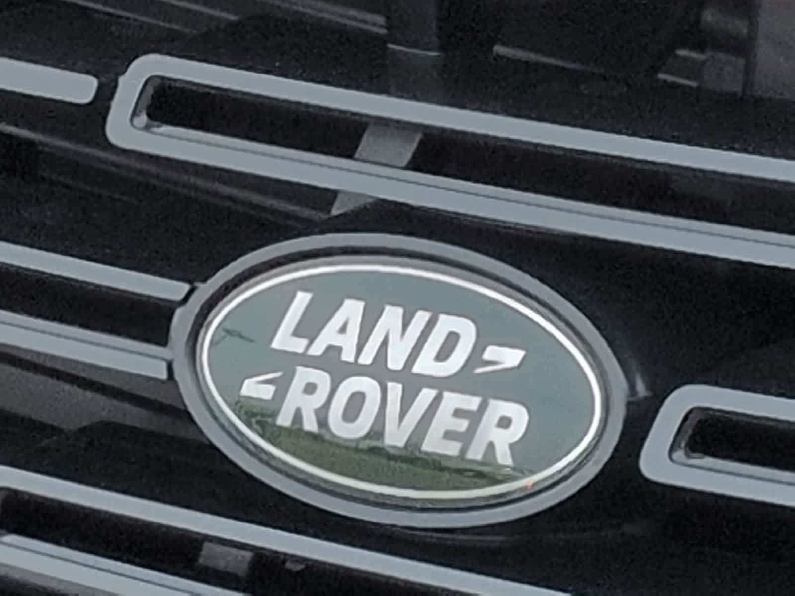 New 2026 Land Rover Range Rover Long Wheelbase SE AWD/4WD image 11