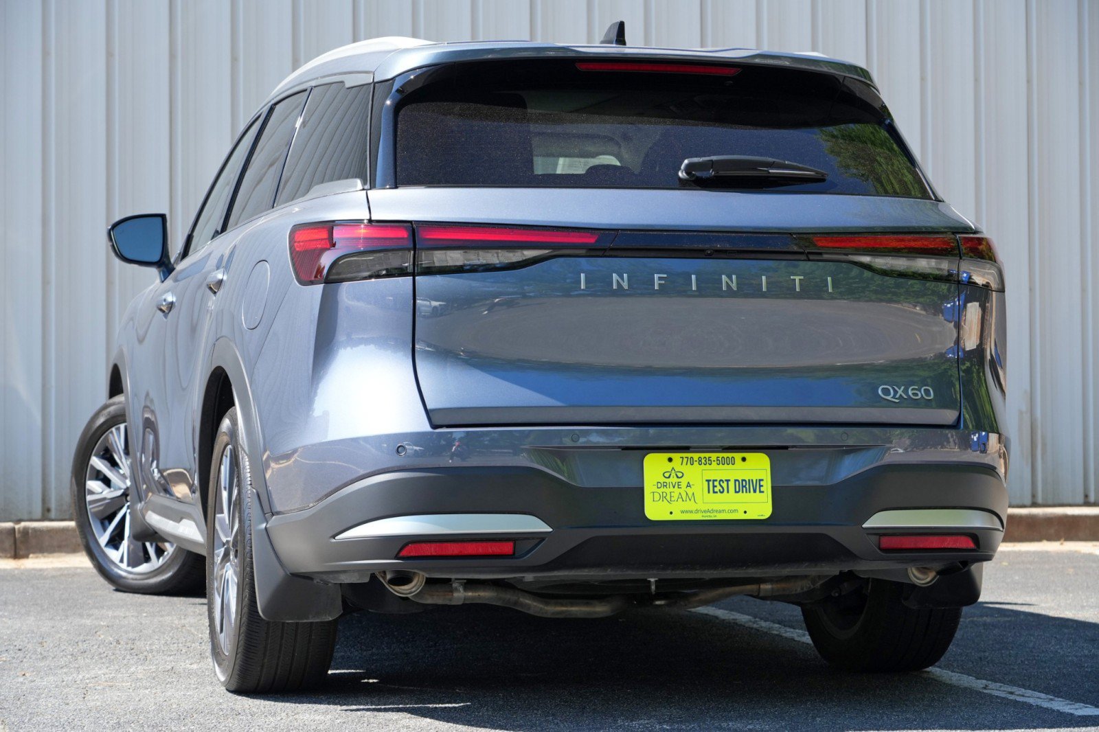 Used 2026 INFINITI QX60 Luxe w/ Cargo Package FWD image 6