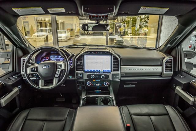 Used 2022 Ford F250 Lariat w/ Lariat Ultimate Package image 3