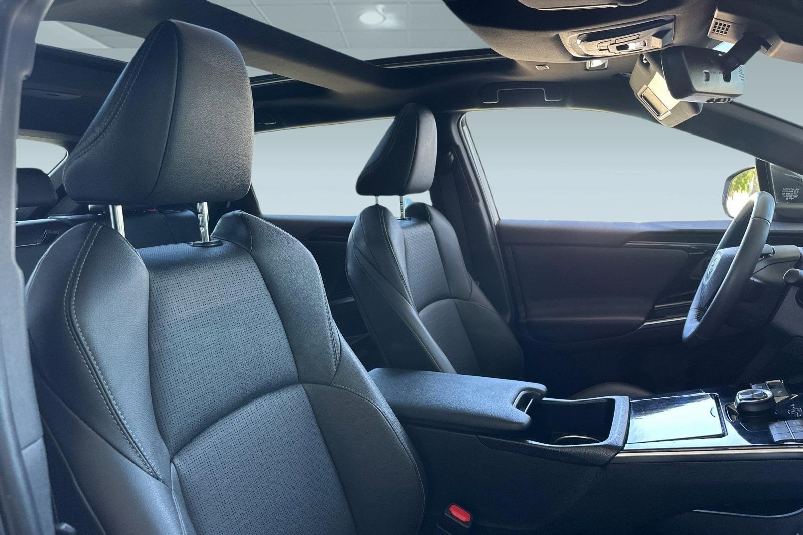 Certified 2023 Toyota bZ4X XLE w/ Weather Package image 30