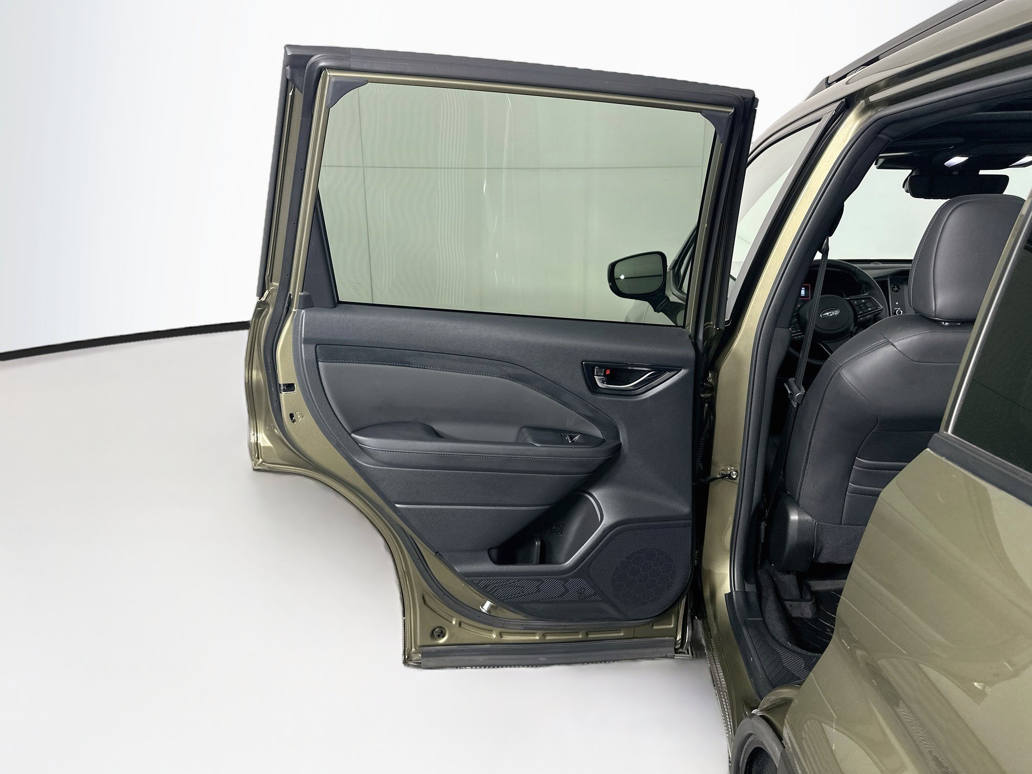 Used 2025 Subaru Forester Limited AWD/4WD image 27