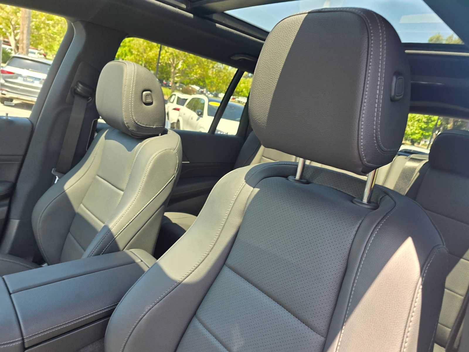 New 2026 Mercedes-Benz GLS 450 4MATIC image 25