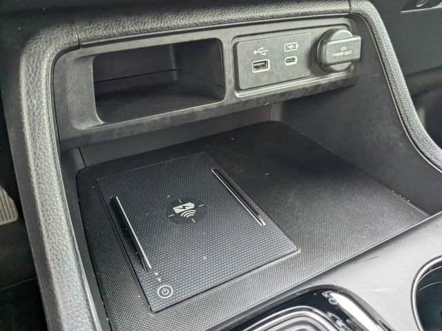 Used 2025 Honda Pilot TrailSport image 31