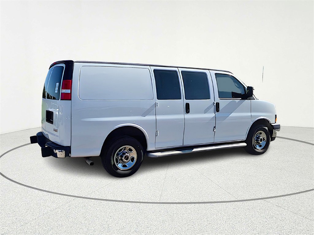 Used 2021 GMC Savana 2500 w/ Driver Convenience Package image 7