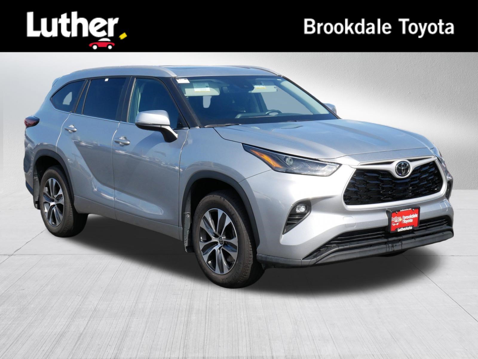 Used 2025 Toyota Highlander XLE