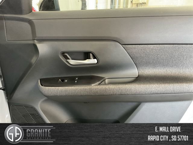 New 2025 Nissan Kicks SV w/ SV Premium Package image 21