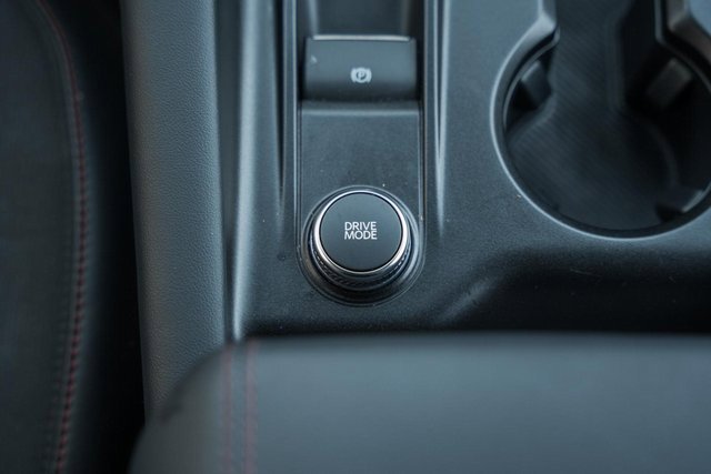 Used 2025 Ford Explorer ST-Line w/ ST-Line Street Pack image 28