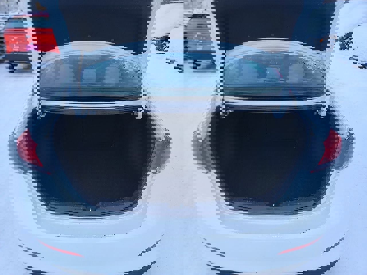 Used 2017 Hyundai Elantra SE image 21