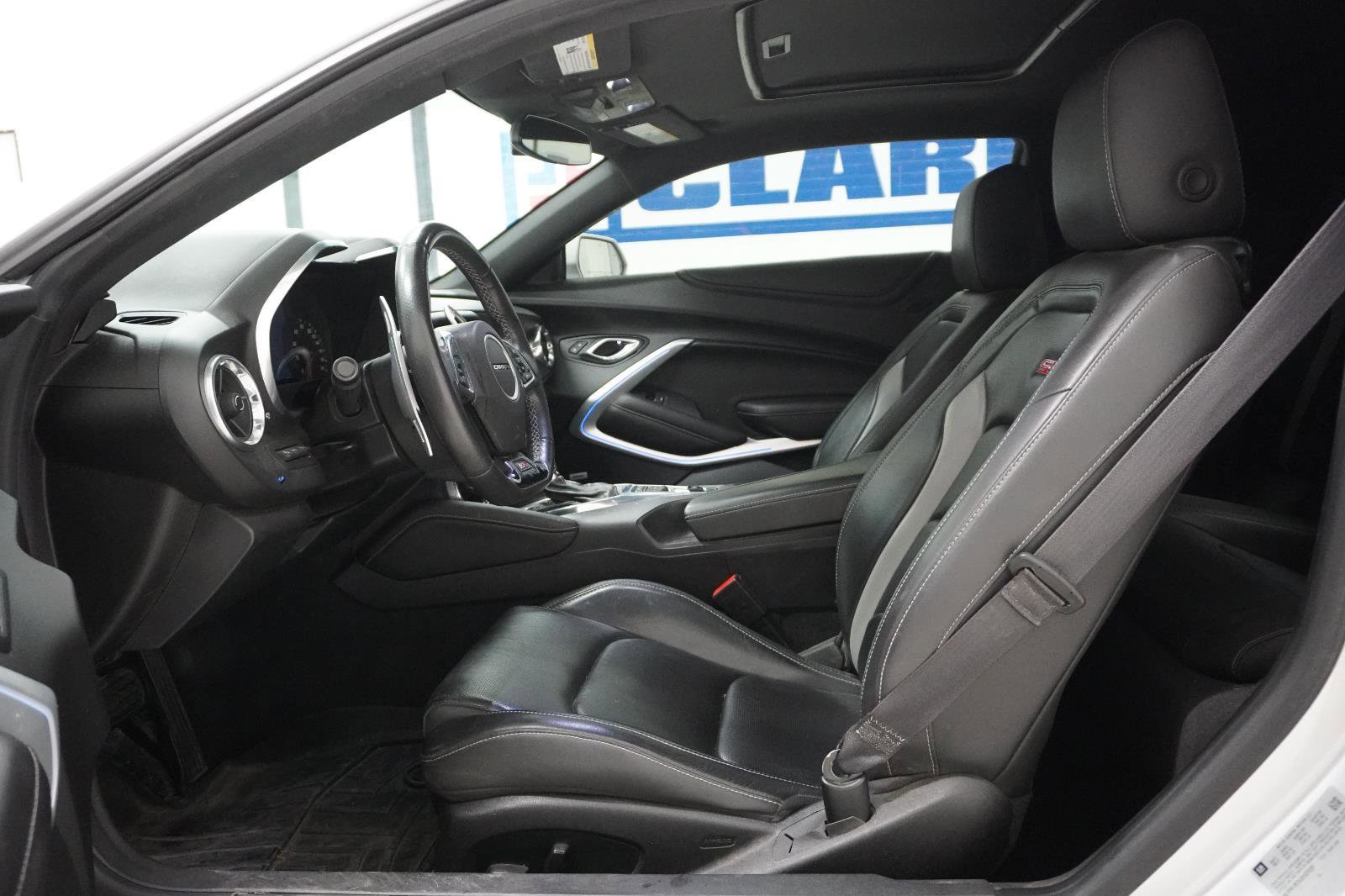 Used 2018 Chevrolet Camaro SS image 9