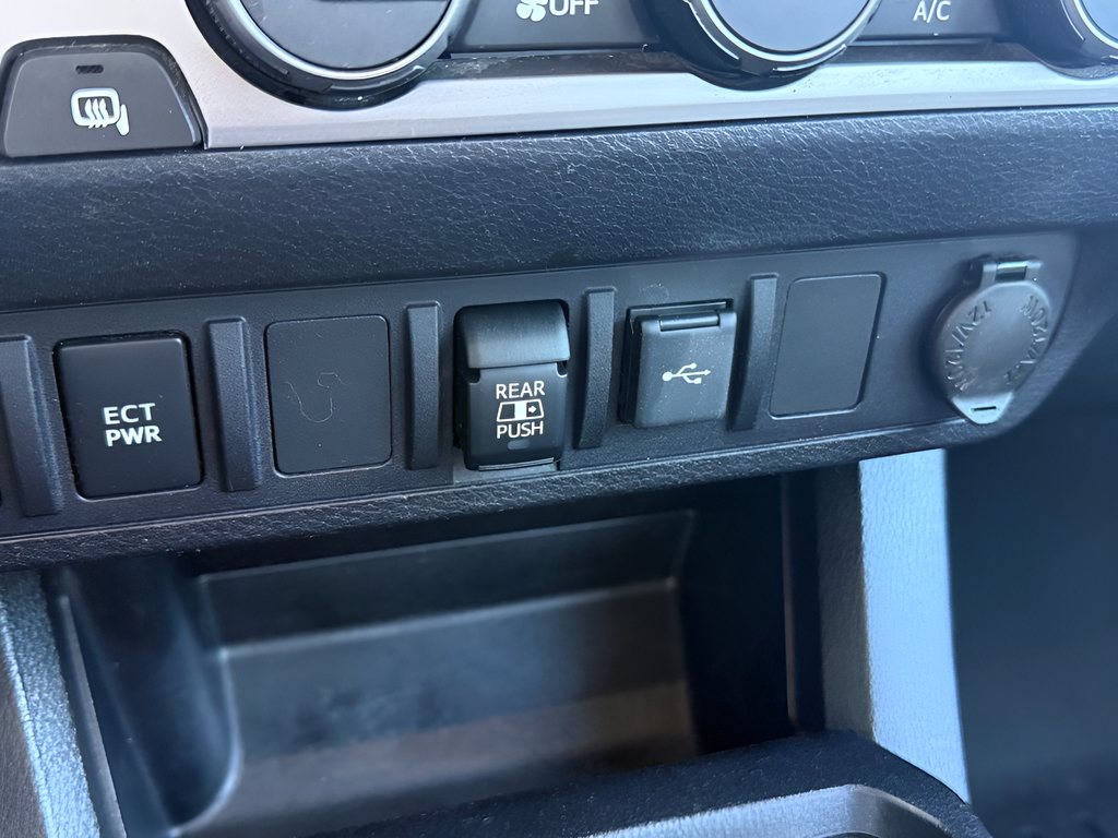 Used 2021 Toyota Tacoma SR5 RWD image 26