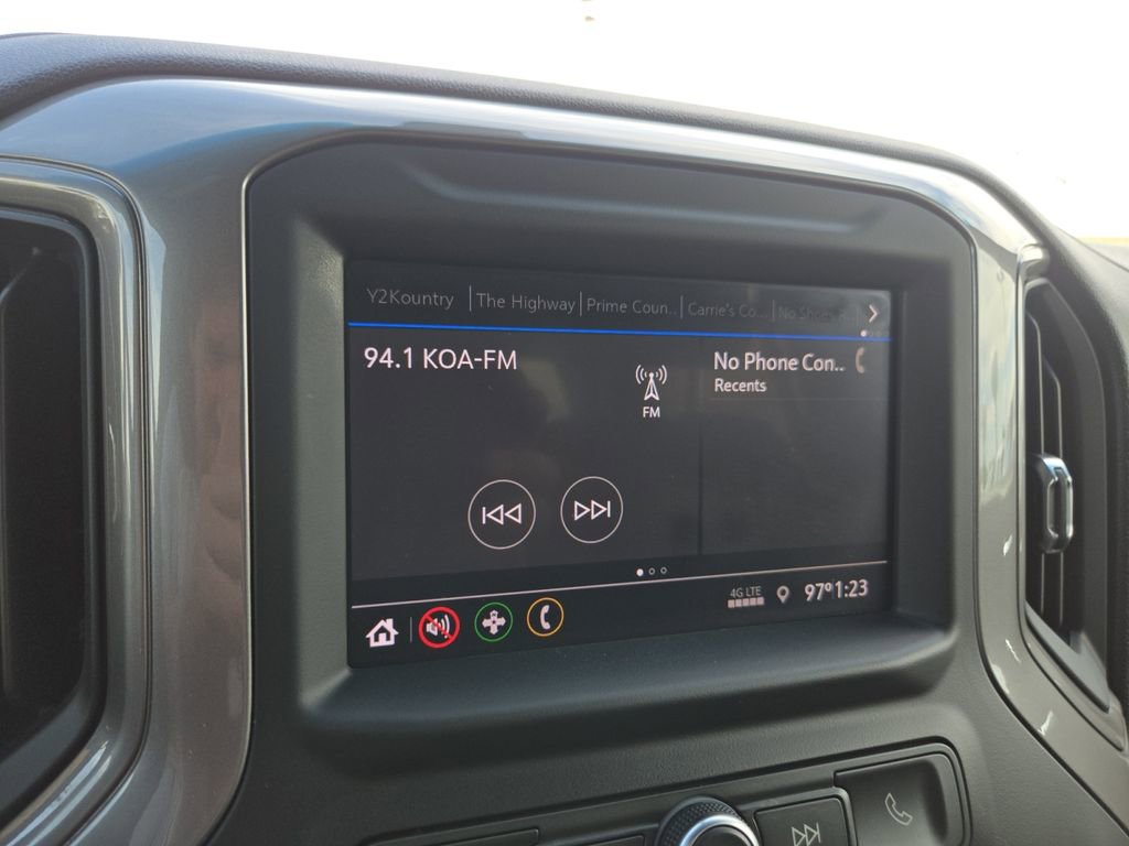 Used 2021 Chevrolet Silverado 1500 Custom Trail Boss w/ LPO, Dark Essentials Package AWD/4WD image 22