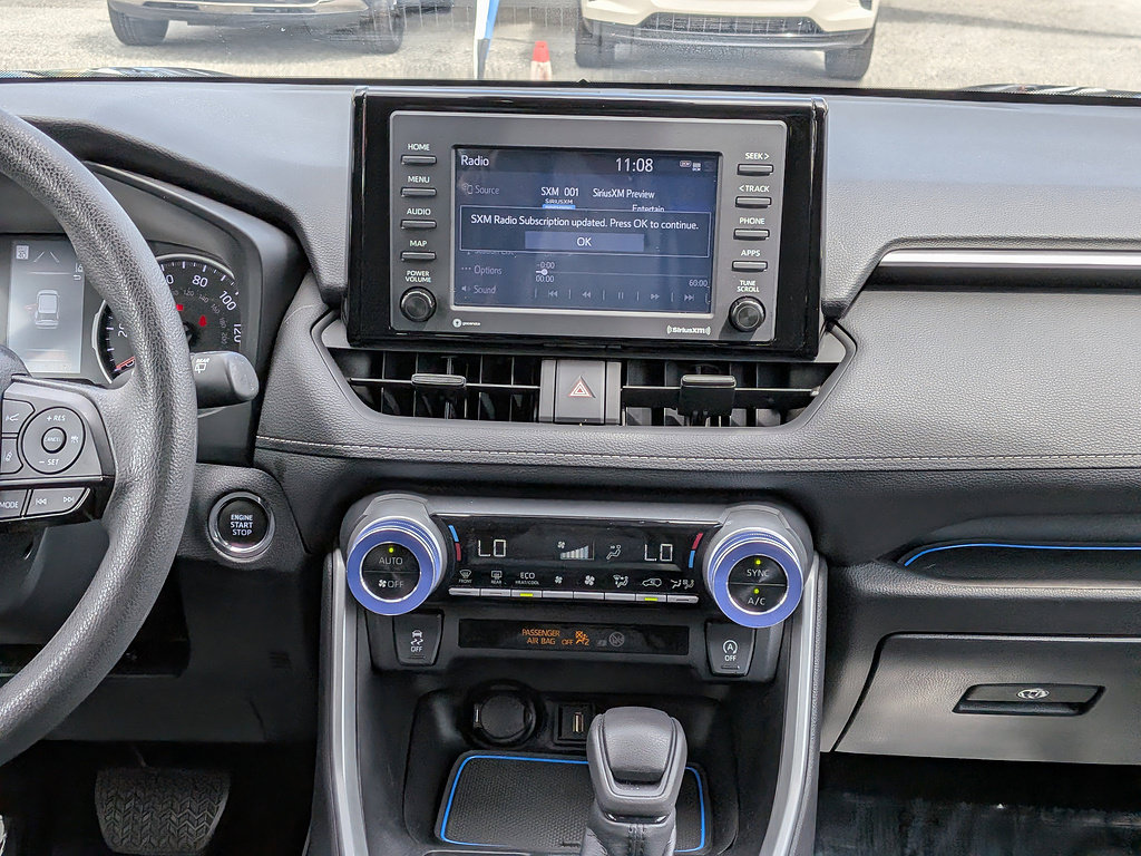 Used 2022 Toyota RAV4 XLE w/ Convenience Package FWD image 35