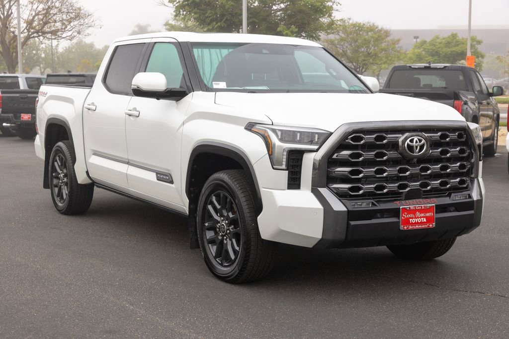 Used 2023 Toyota Tundra Platinum AWD/4WD image 3