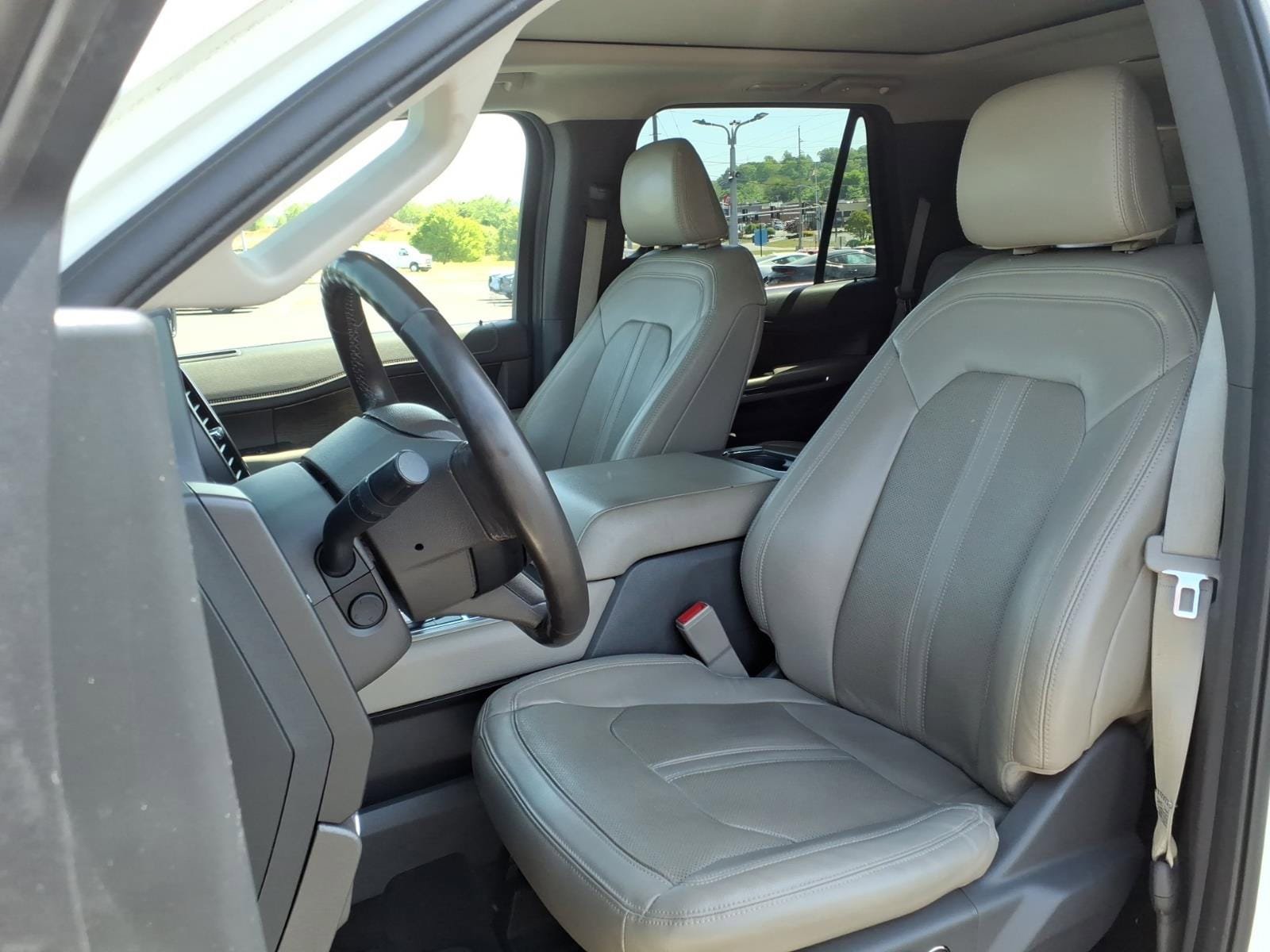Certified 2021 Ford Expedition Limited AWD/4WD image 11