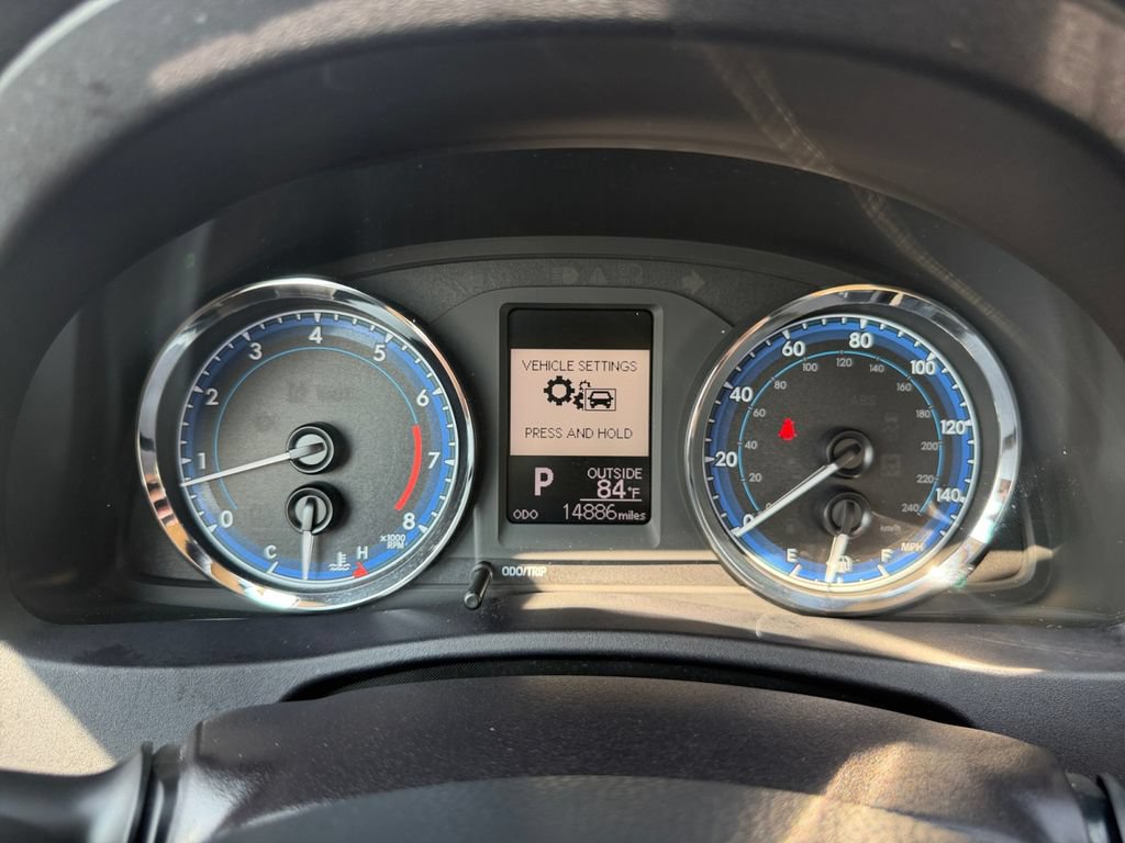 Used 2019 Toyota Corolla LE FWD image 21