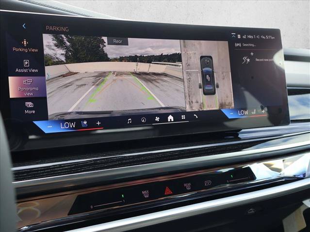 Used 2026 BMW 740i xDrive w/ Executive Package AWD/4WD image 14
