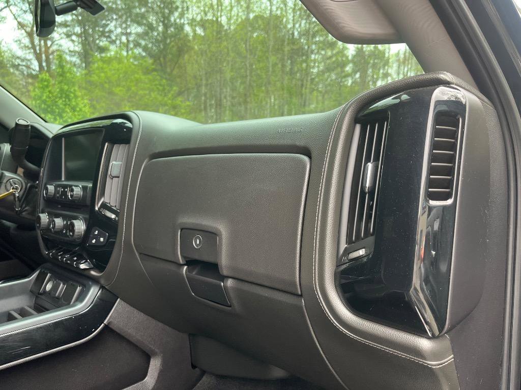 Used 2017 Chevrolet Silverado 1500 LTZ Z71 w/ LTZ Plus Package AWD/4WD image 42
