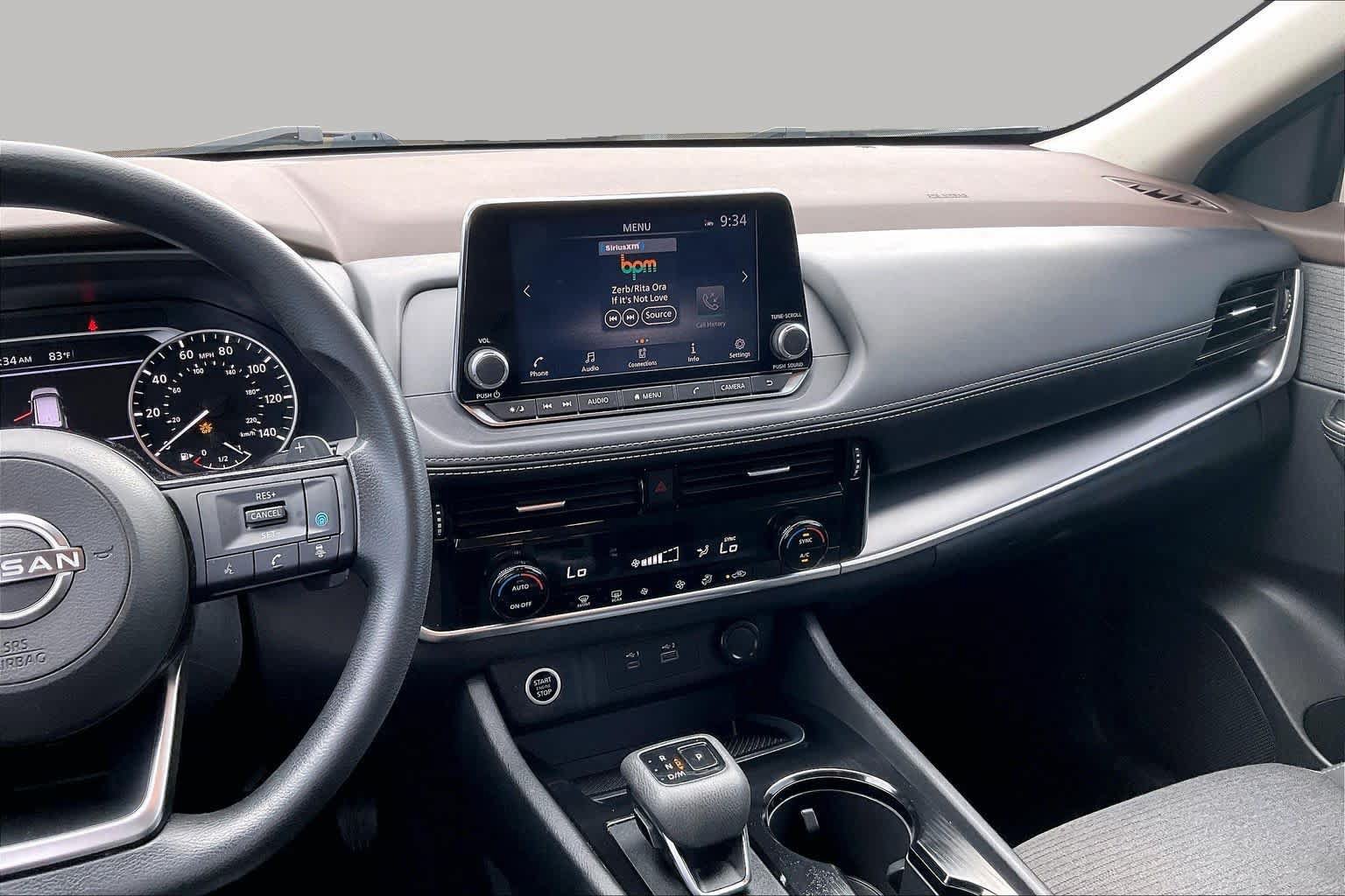 Used 2022 Nissan Rogue SV FWD image 7