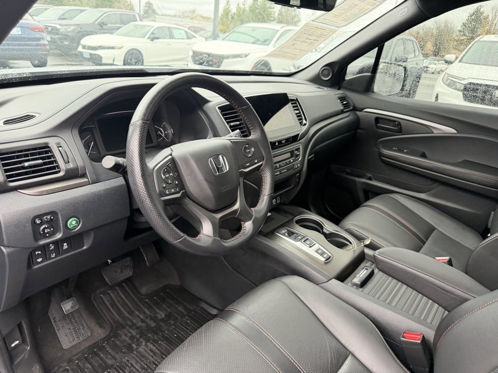 Certified 2022 Honda Passport TrailSport image 16
