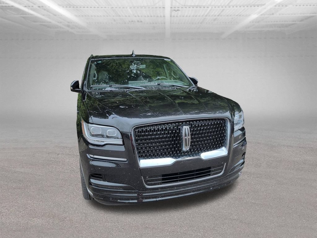 Used 2023 Lincoln Navigator Reserve AWD/4WD image 24