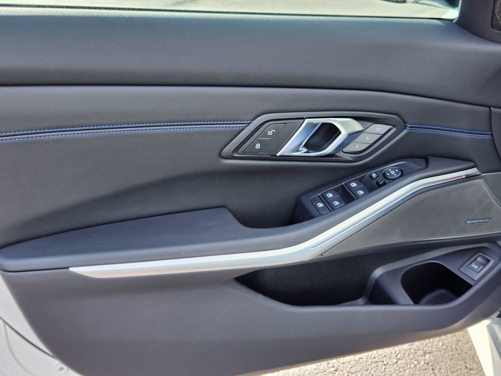 New 2026 BMW 330i xDrive Sedan w/ M Sport Package image 8