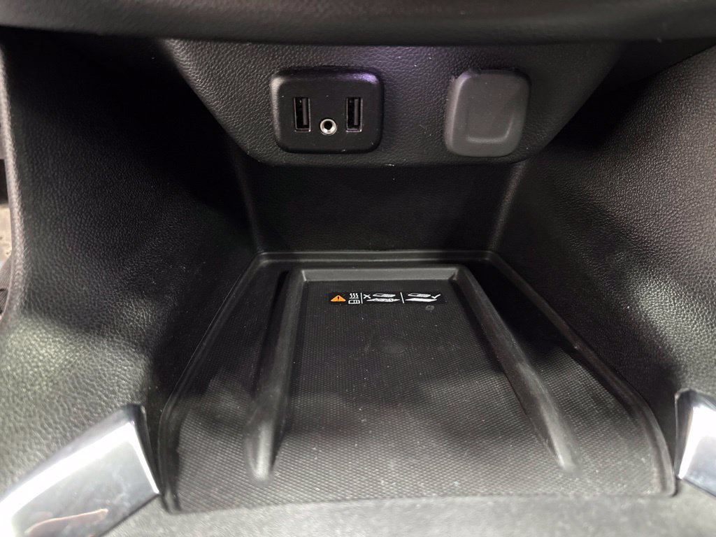 Used 2023 Chevrolet Traverse LT AWD/4WD image 24