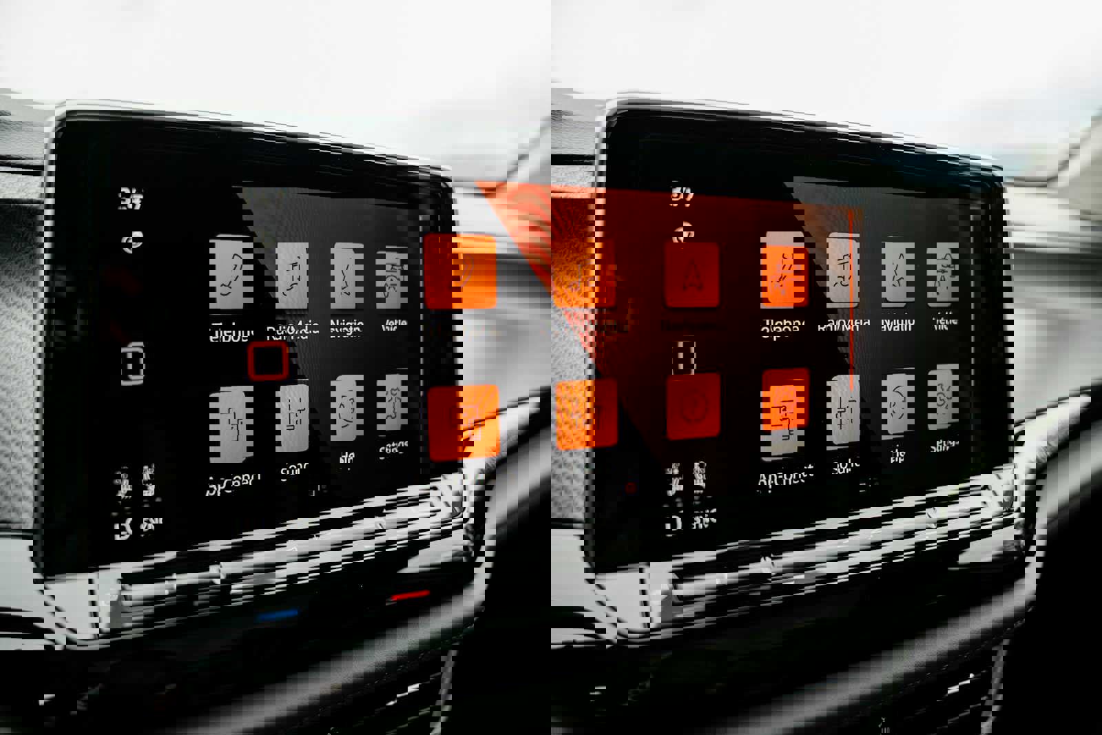 New 2025 Volkswagen Atlas Peak Edition SE image 30