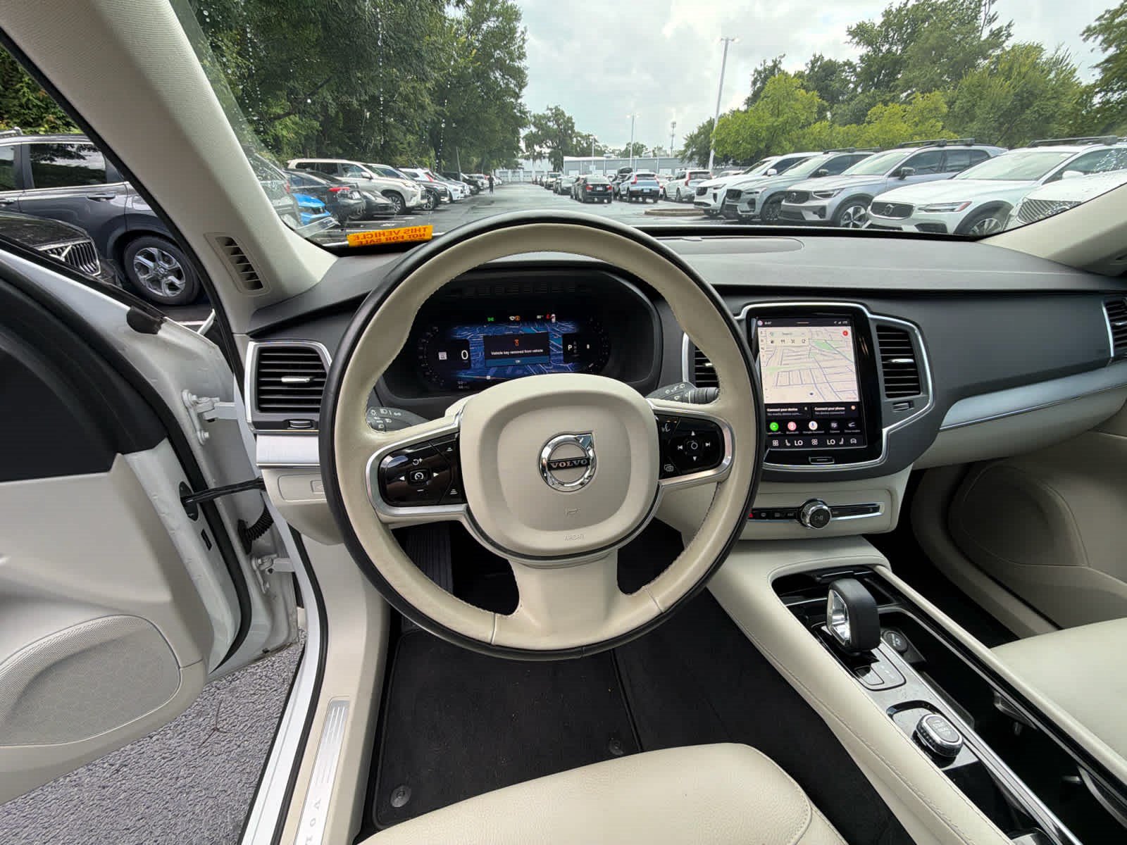 Used 2023 Volvo XC90 B5 Core AWD/4WD image 28
