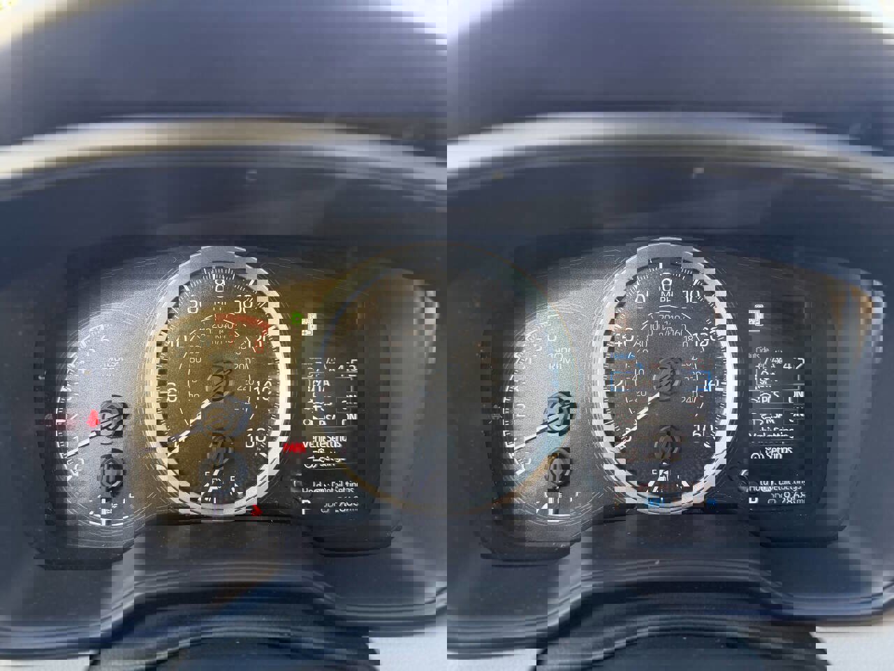 Used 2020 Toyota Corolla LE image 16