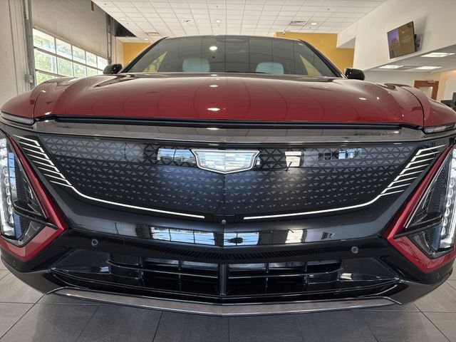 Certified 2024 Cadillac Lyriq Sport AWD/4WD image 9