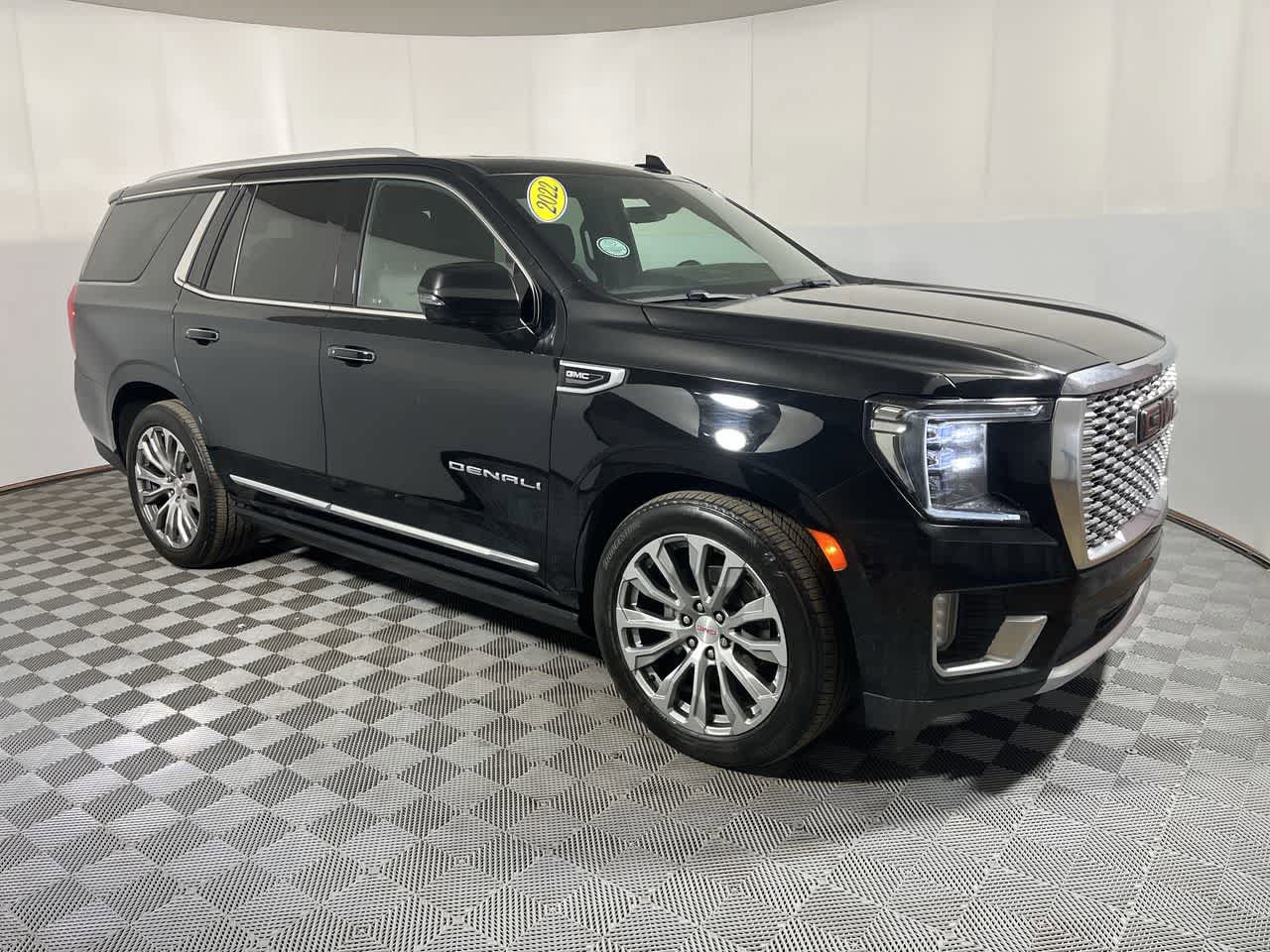 Used 2022 GMC Yukon Denali w/ Denali Ultimate Package image 2