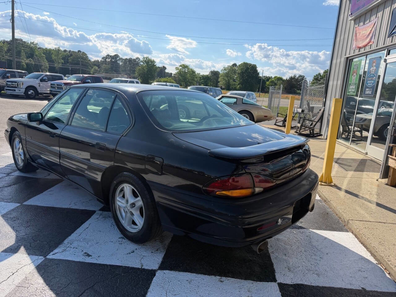 Used 1997 Pontiac Bonneville SSE w/ Opt Pkg FWD image 8