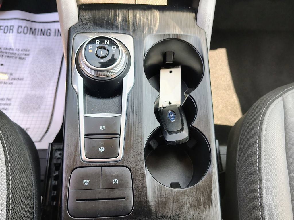 Used 2025 Ford Escape Active AWD/4WD image 27