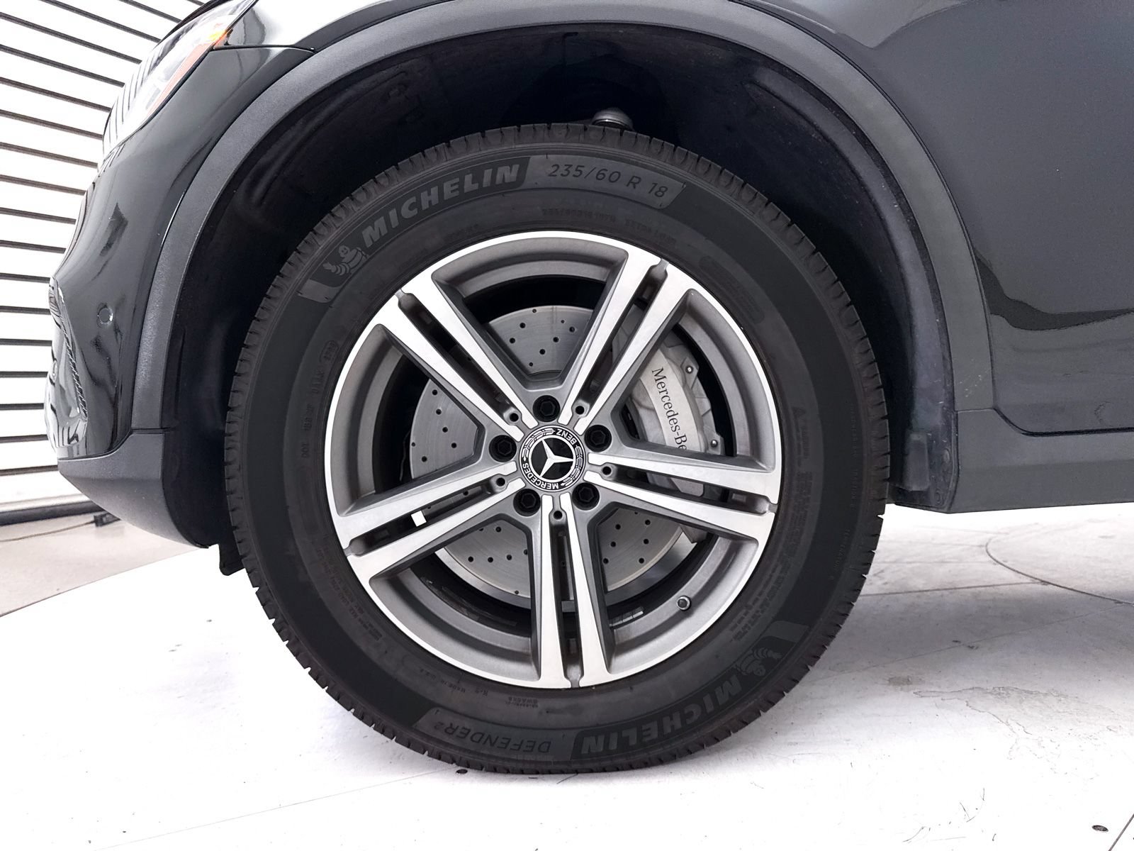 Used 2020 Mercedes-Benz GLC 350e 4MATIC image 16