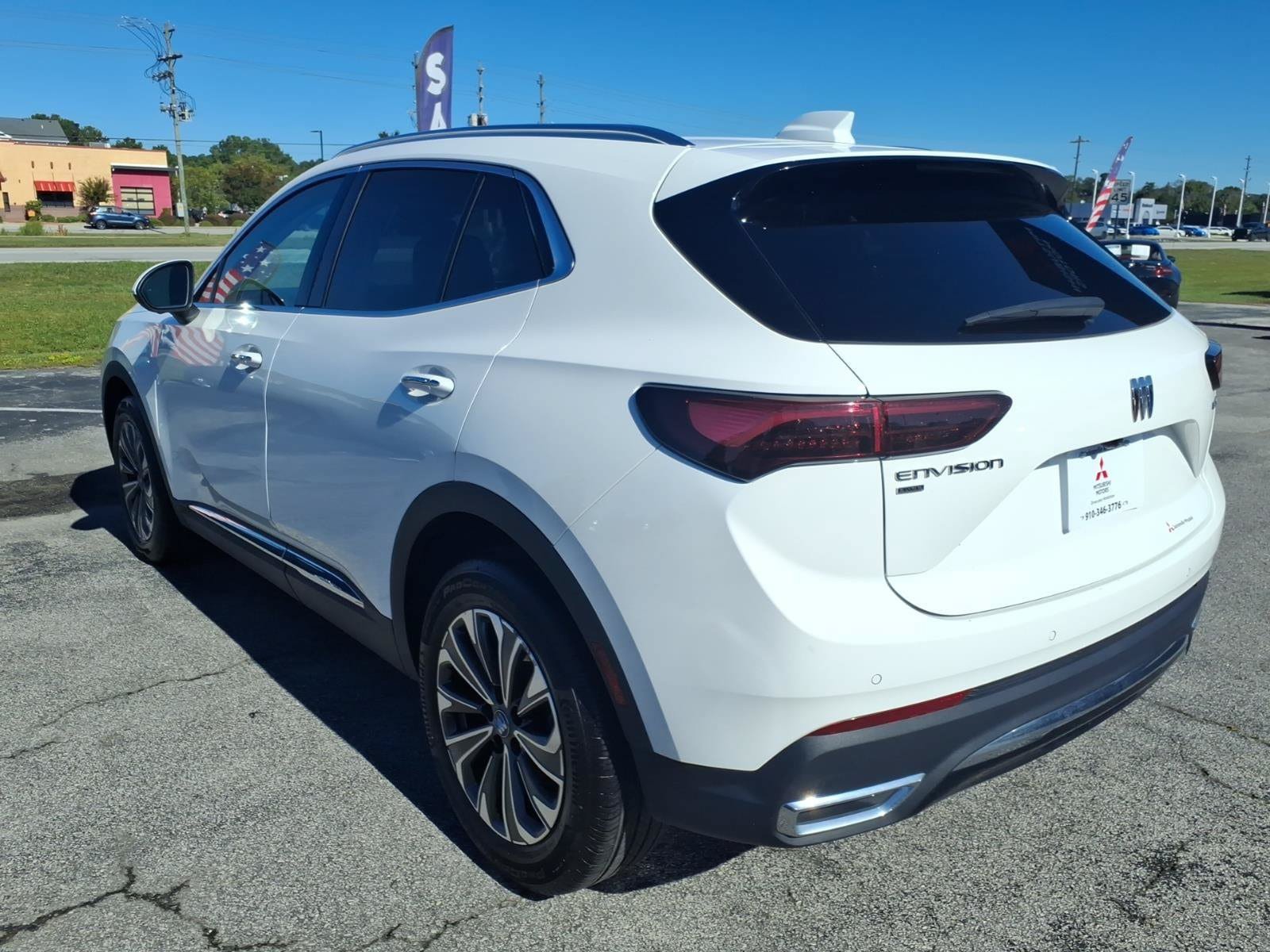 Used 2024 Buick Envision Preferred AWD/4WD image 4