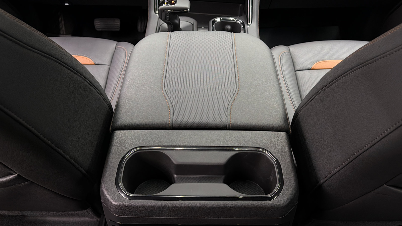 Used 2026 GMC Sierra 1500 AT4 w/ AT4 Premium Package AWD/4WD image 38