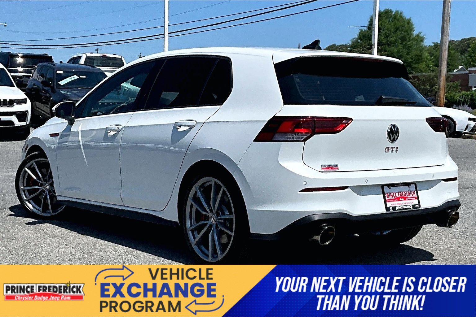 Used 2024 Volkswagen GTI SE FWD image 9