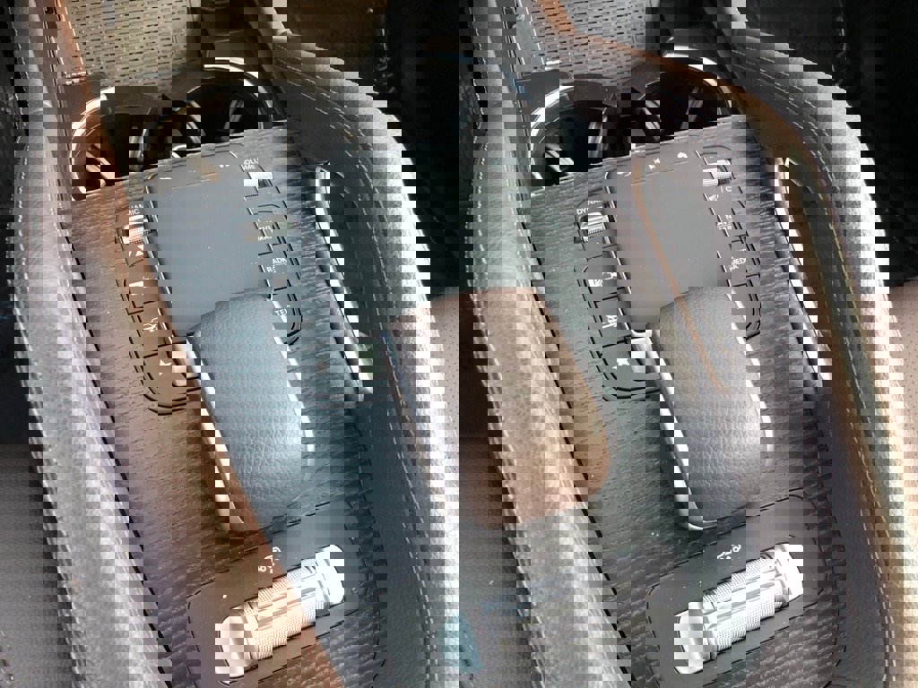 Certified 2022 Mercedes-Benz GLS 450 4MATIC image 32